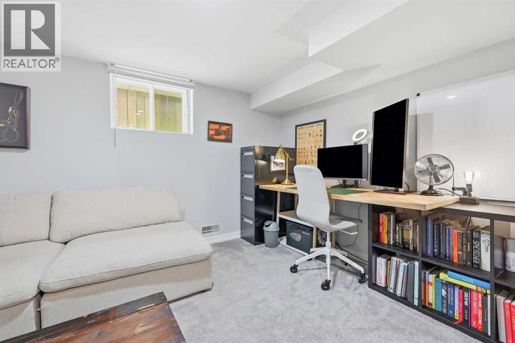 2119 22 Avenue SW - 28