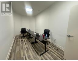 30 & 31 - 14 Automatic Road, Brampton, ON L6S5N5 Photo 13