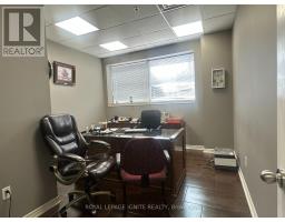 30 & 31 - 14 Automatic Road, Brampton, ON L6S5N5 Photo 15