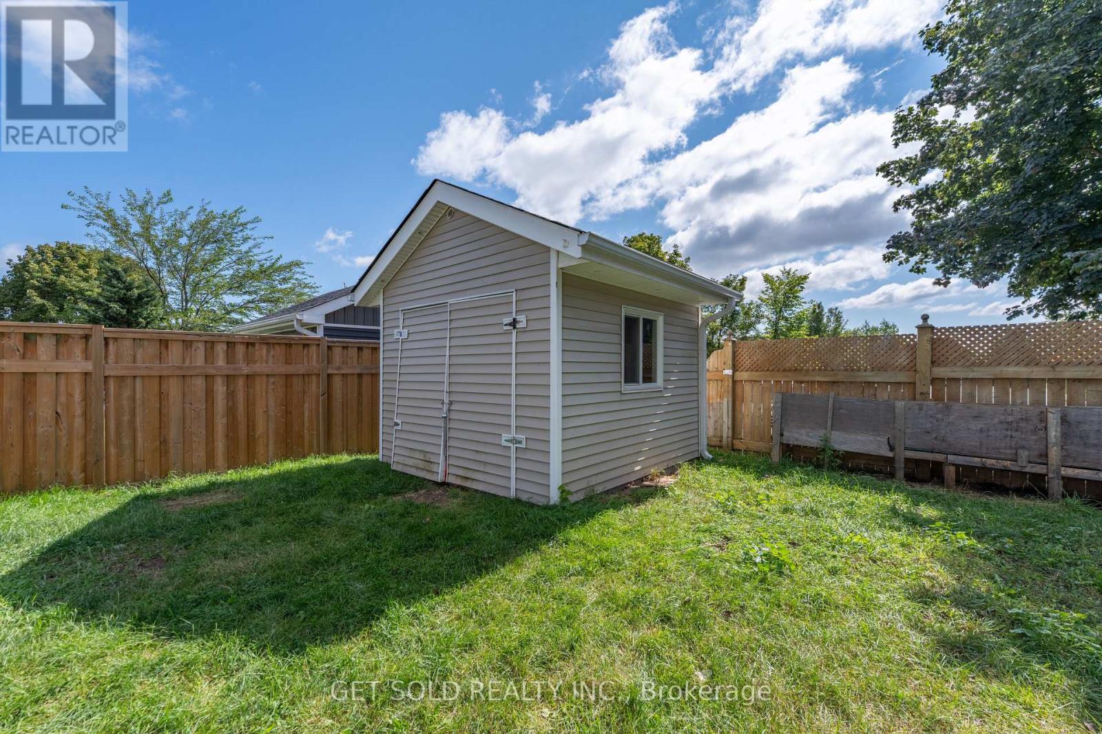 12 VIMY STREET - Image 30
