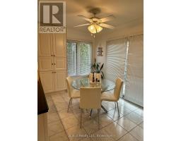 2067 Hunters Wood Drive, Burlington, ON L7M2T1 Photo 9