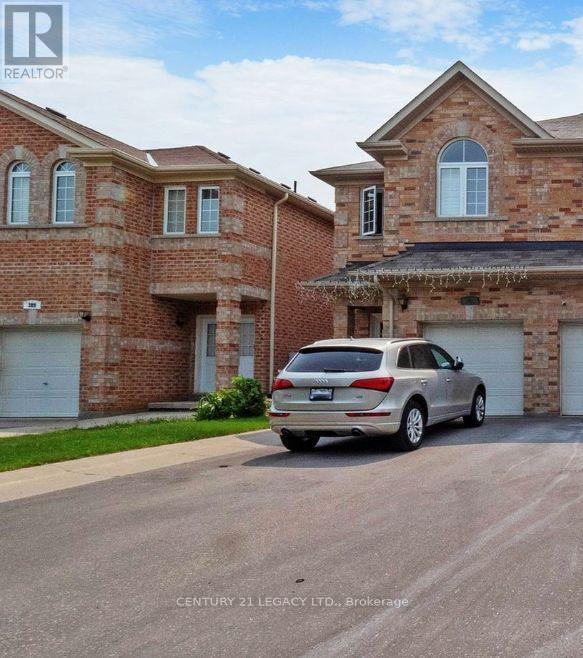 Photo of 385 Comiskey Crescent
