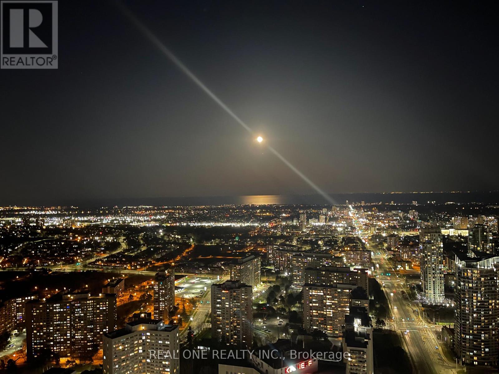 #5301 60 ABSOLUTE AVENUE - Image 35