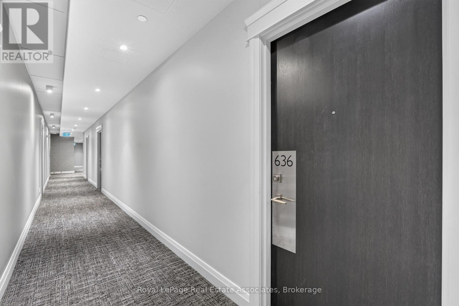 #636 102 GROVEWOOD COMMON - Image 29