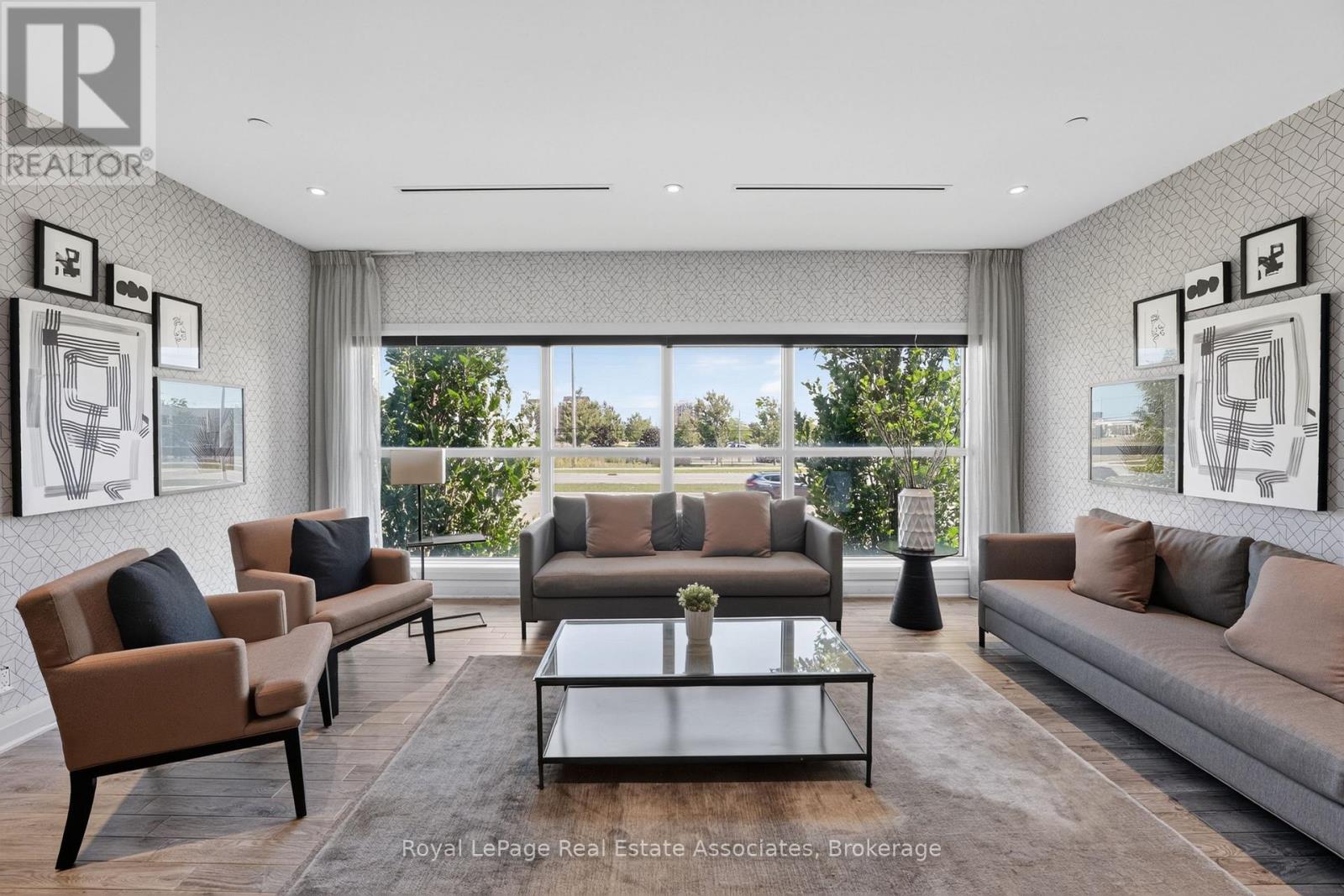 #636 102 GROVEWOOD COMMON - Image 36