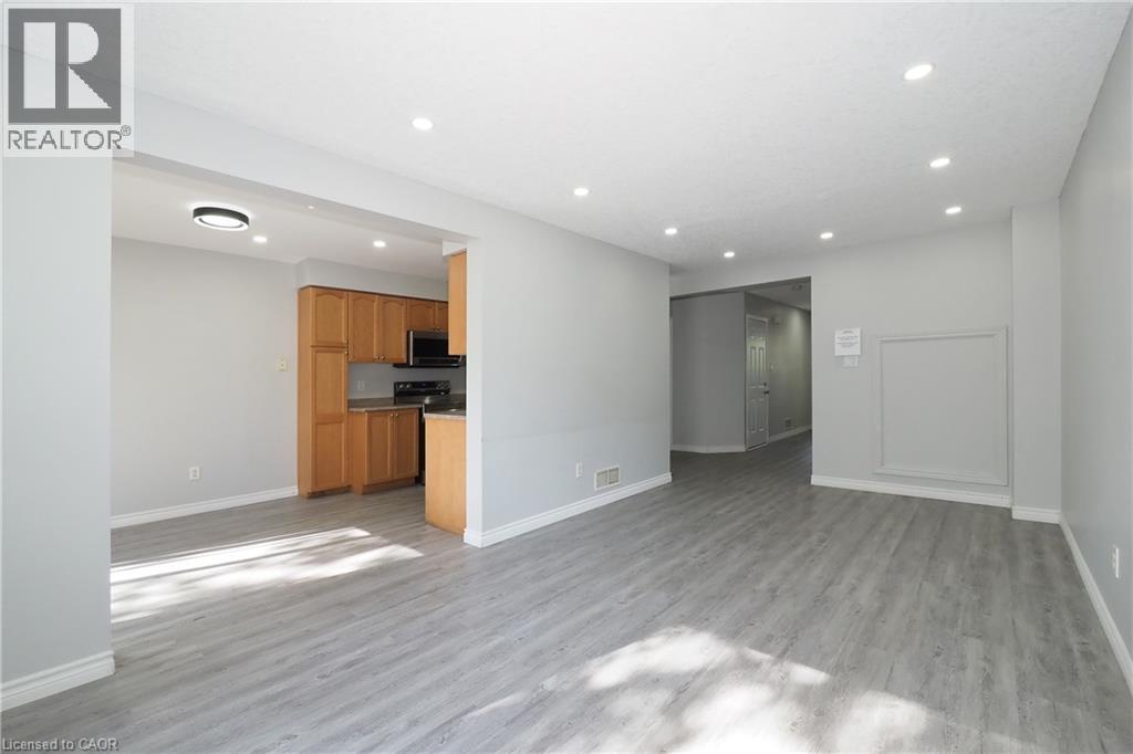 776 PARIS Boulevard - Image 12