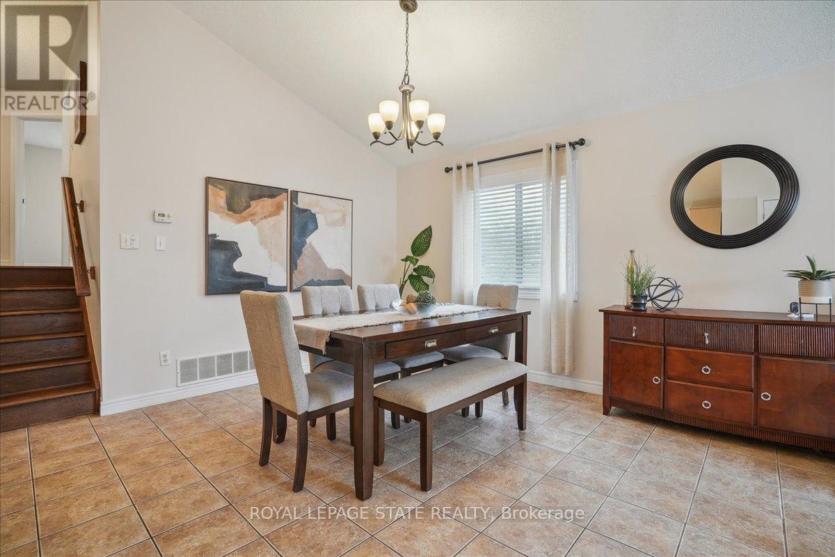 32 SONOMA LANE - 18