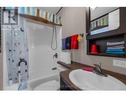 63 - 1082 Shamrock Marina Road, Gravenhurst, ON P0E1N0 Photo 16