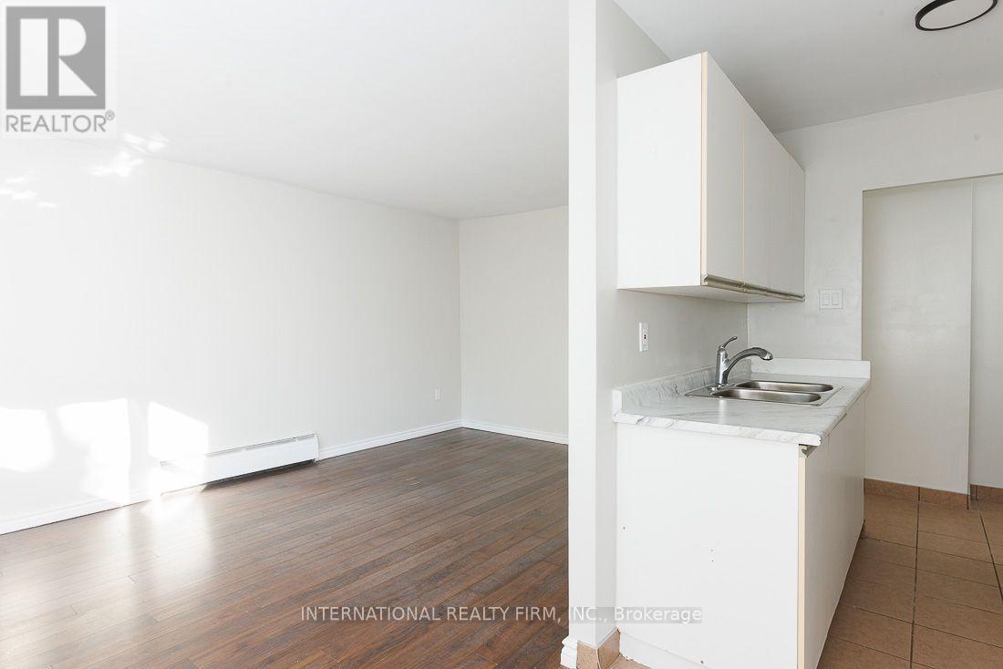 1 bedroom Multi-family exterior, 204- 93 High Street, London South (South F), Ontario