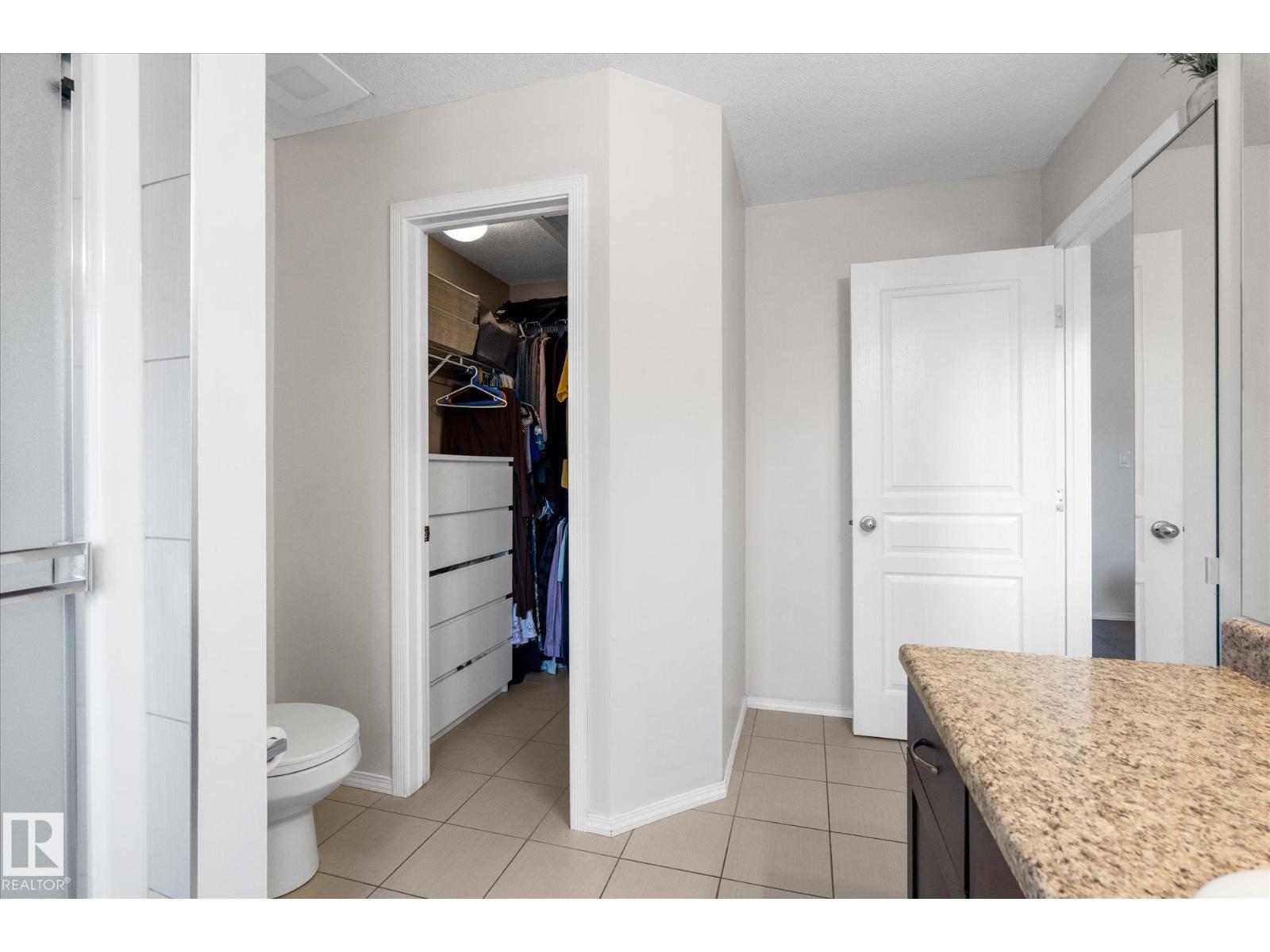 41 SPRUCE VILLAGE DR E - 28