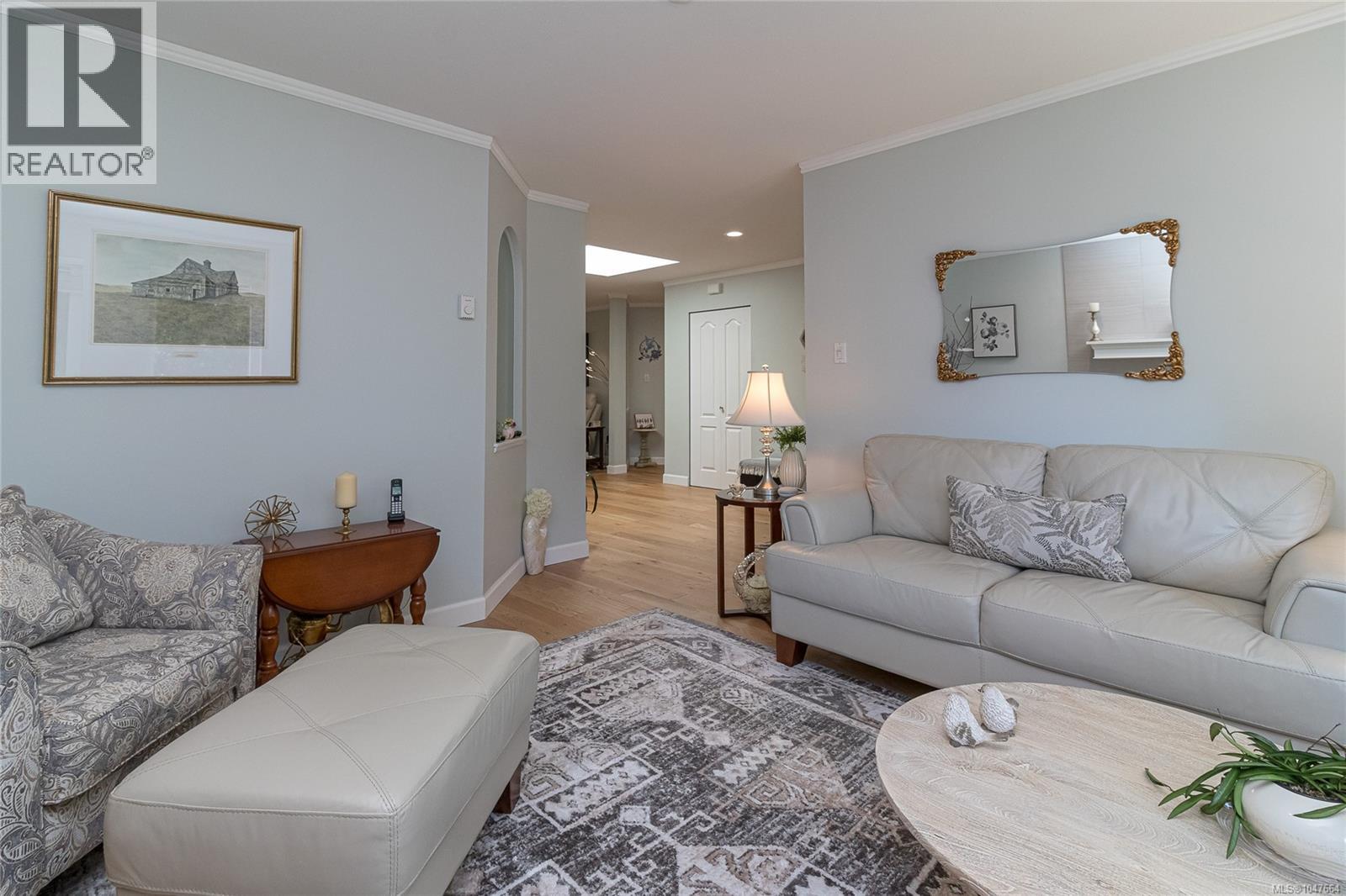 3610 Arbutus Dr N - Image 10