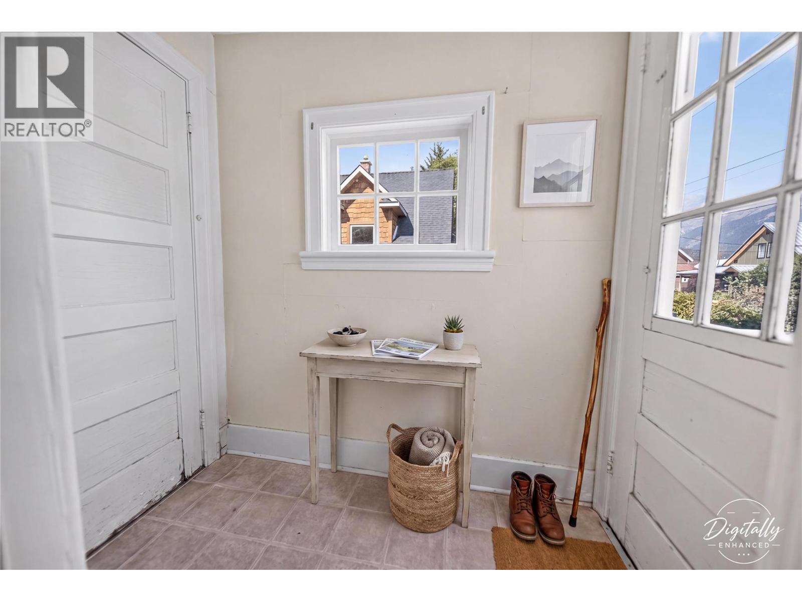 691 3rd Avenue - Image 27