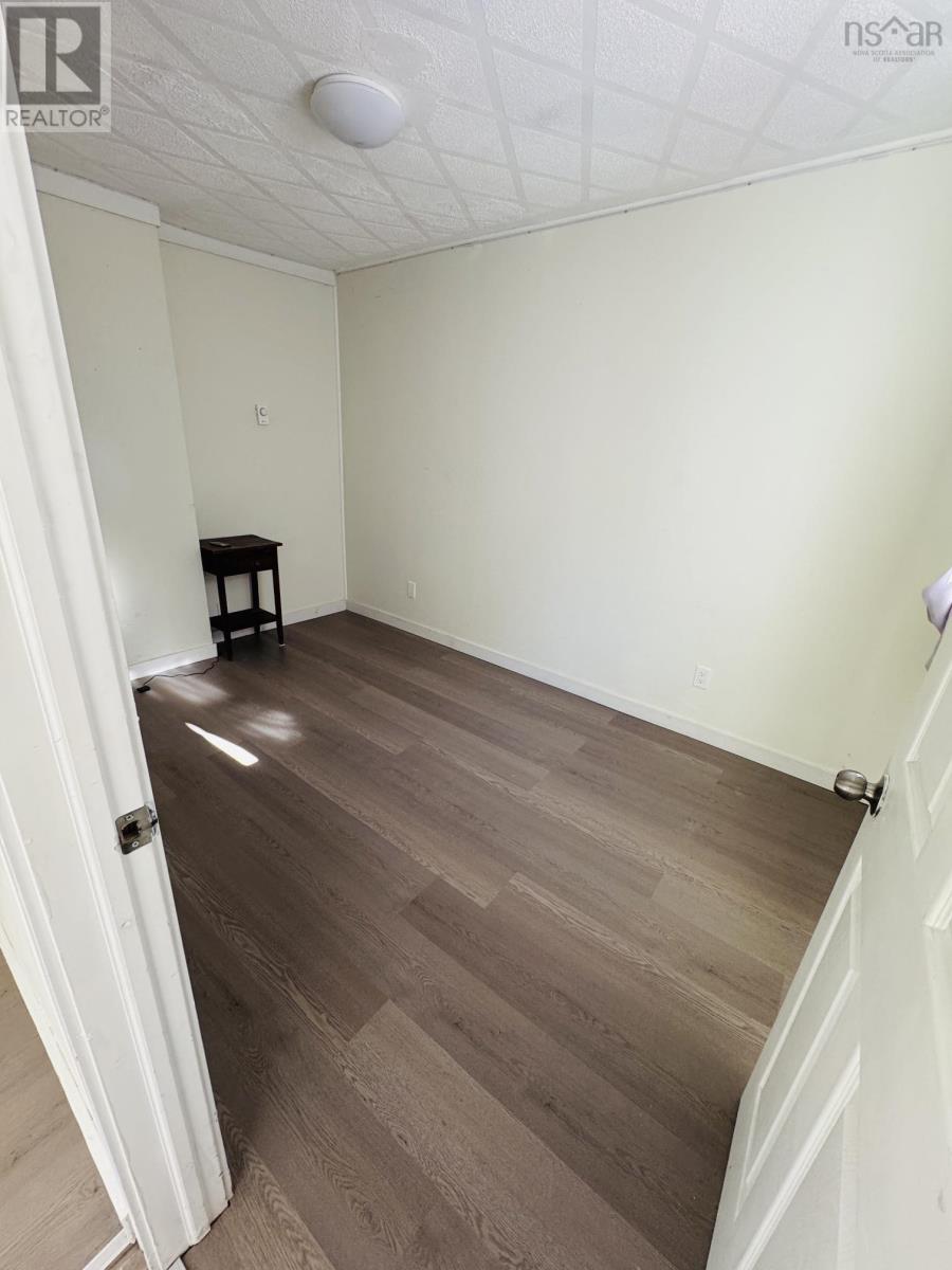 Property 4 of 17 of 266-268 Lingan Road