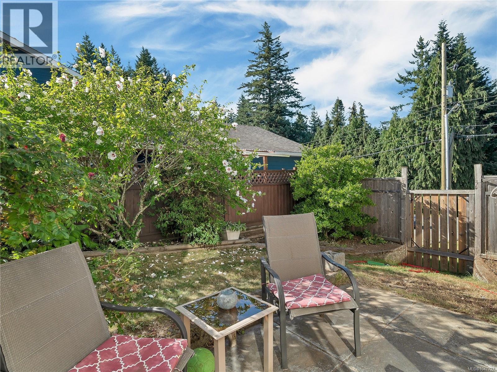 825 Pinecrest Rd - Image 29