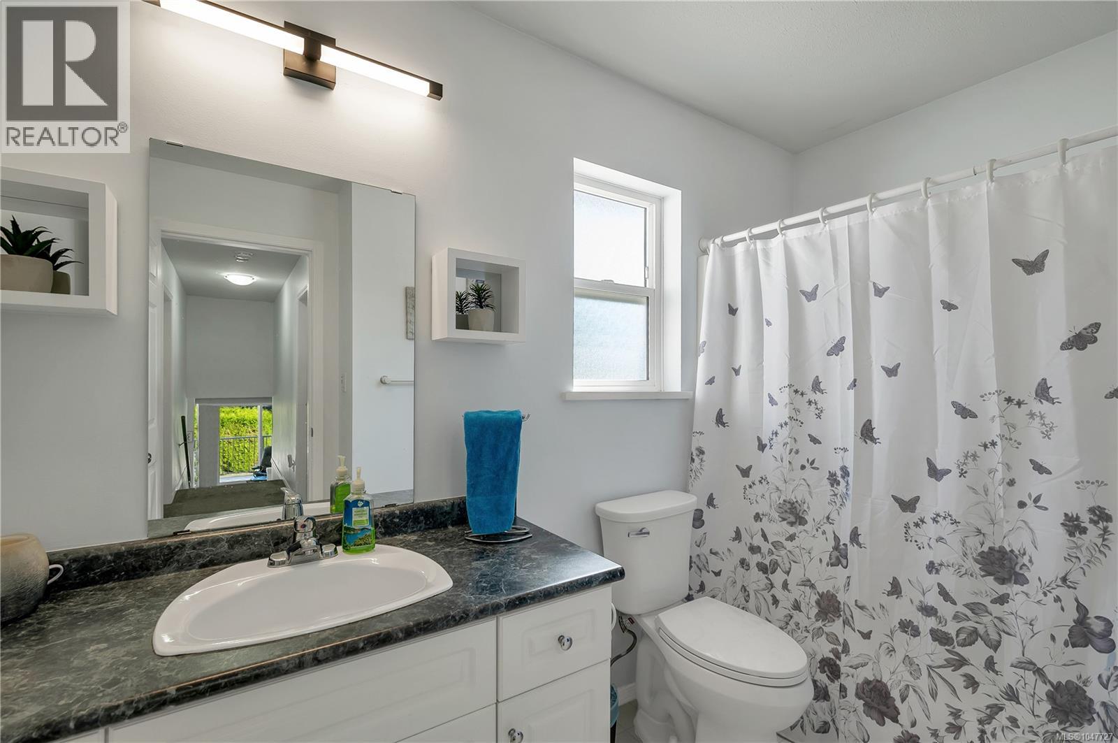 825 Pinecrest Rd - Image 39
