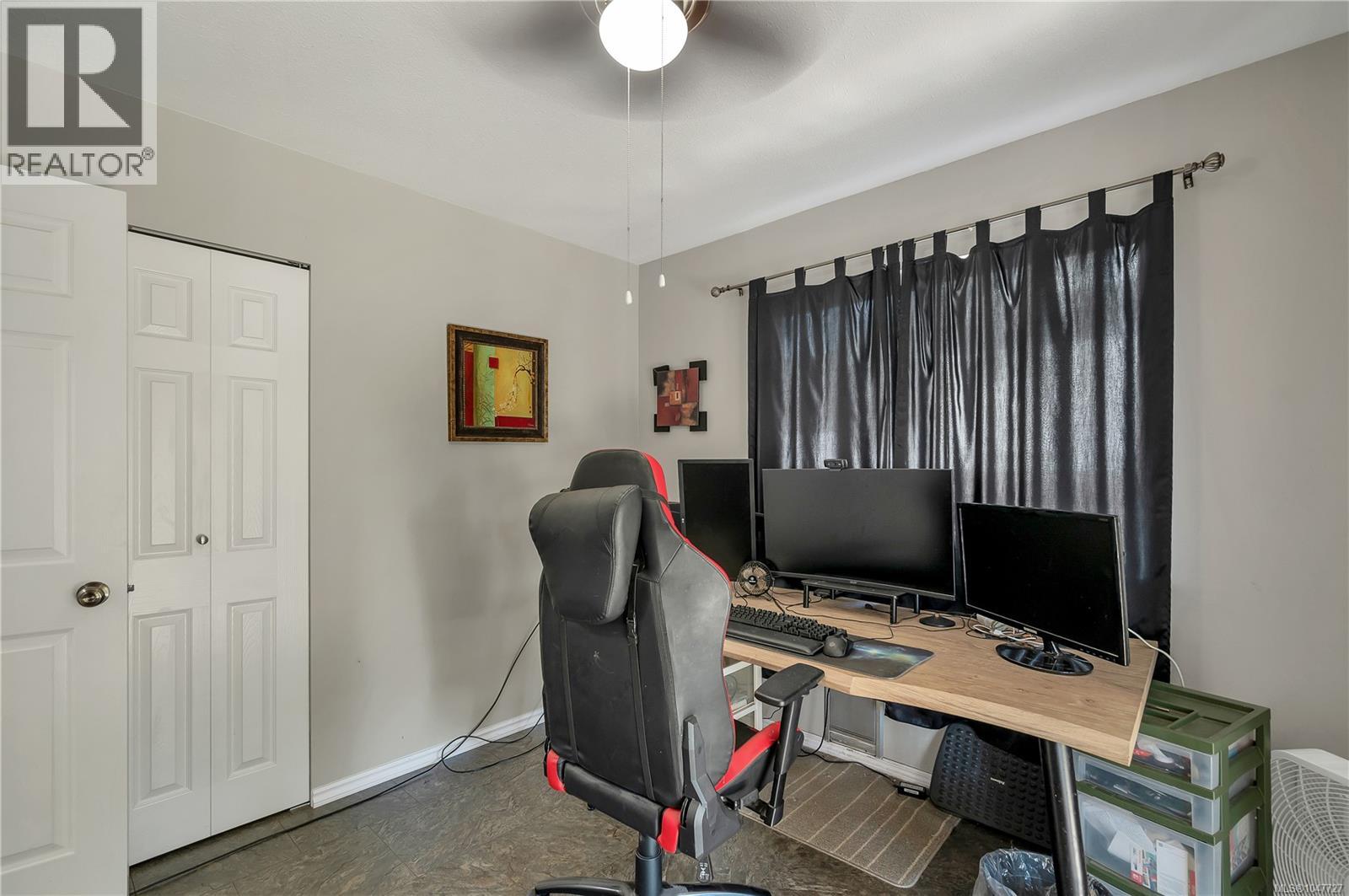 825 Pinecrest Rd - 47