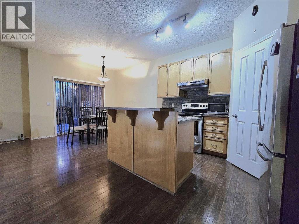 13 Tuscany Ridge Mews NW - 4