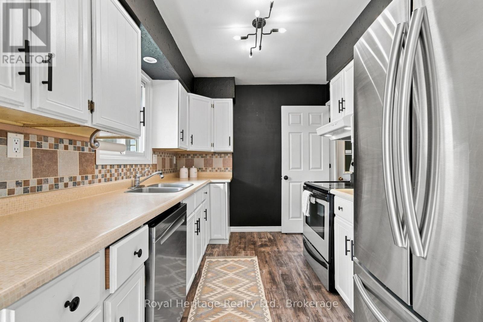102 JOHNSTOWN ROAD - 13
