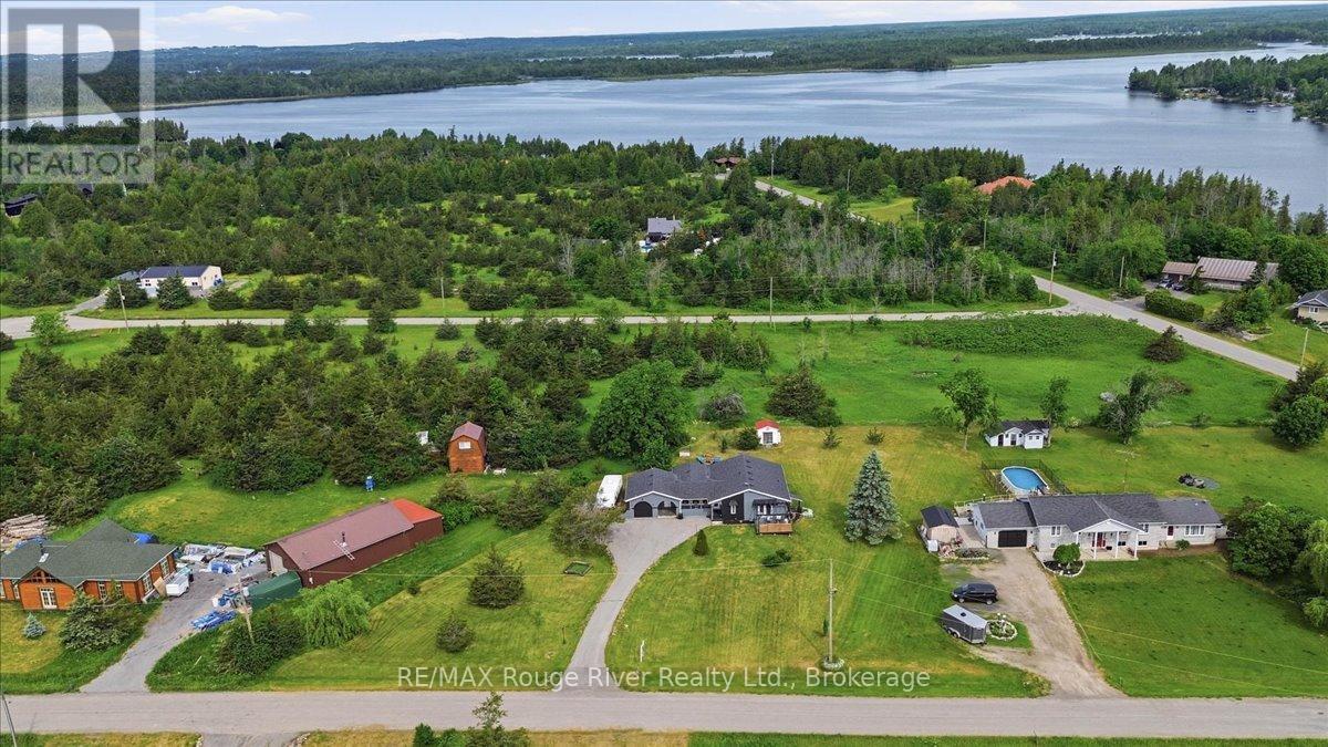 15 HEALEY FALLS DRIVE - Image 42