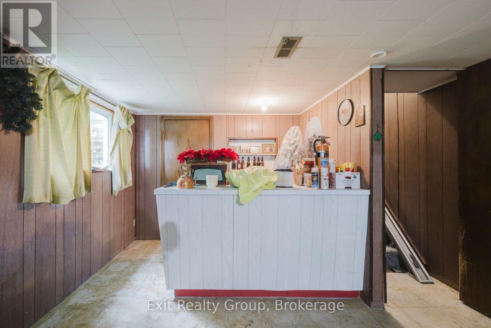142 SUNNINGDALE DRIVE - 21