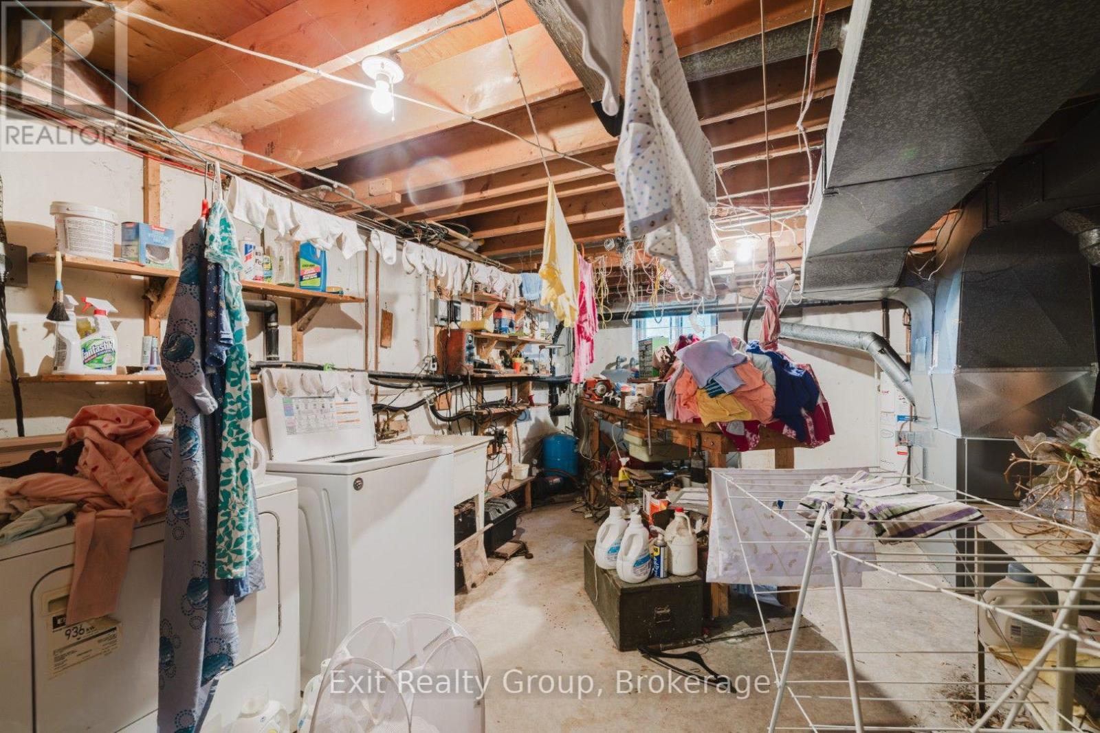 142 SUNNINGDALE DRIVE - Image 24