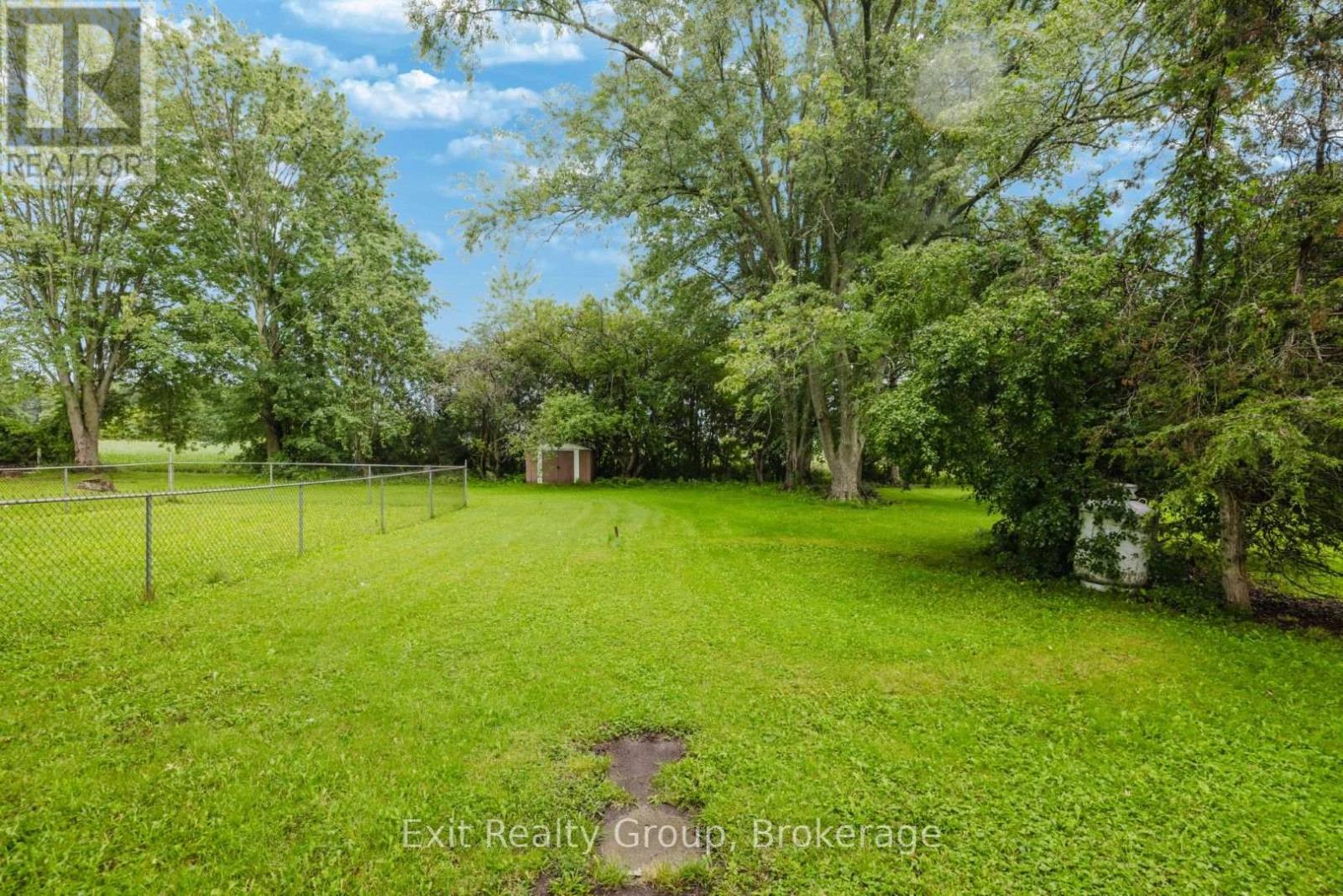 142 SUNNINGDALE DRIVE - 28