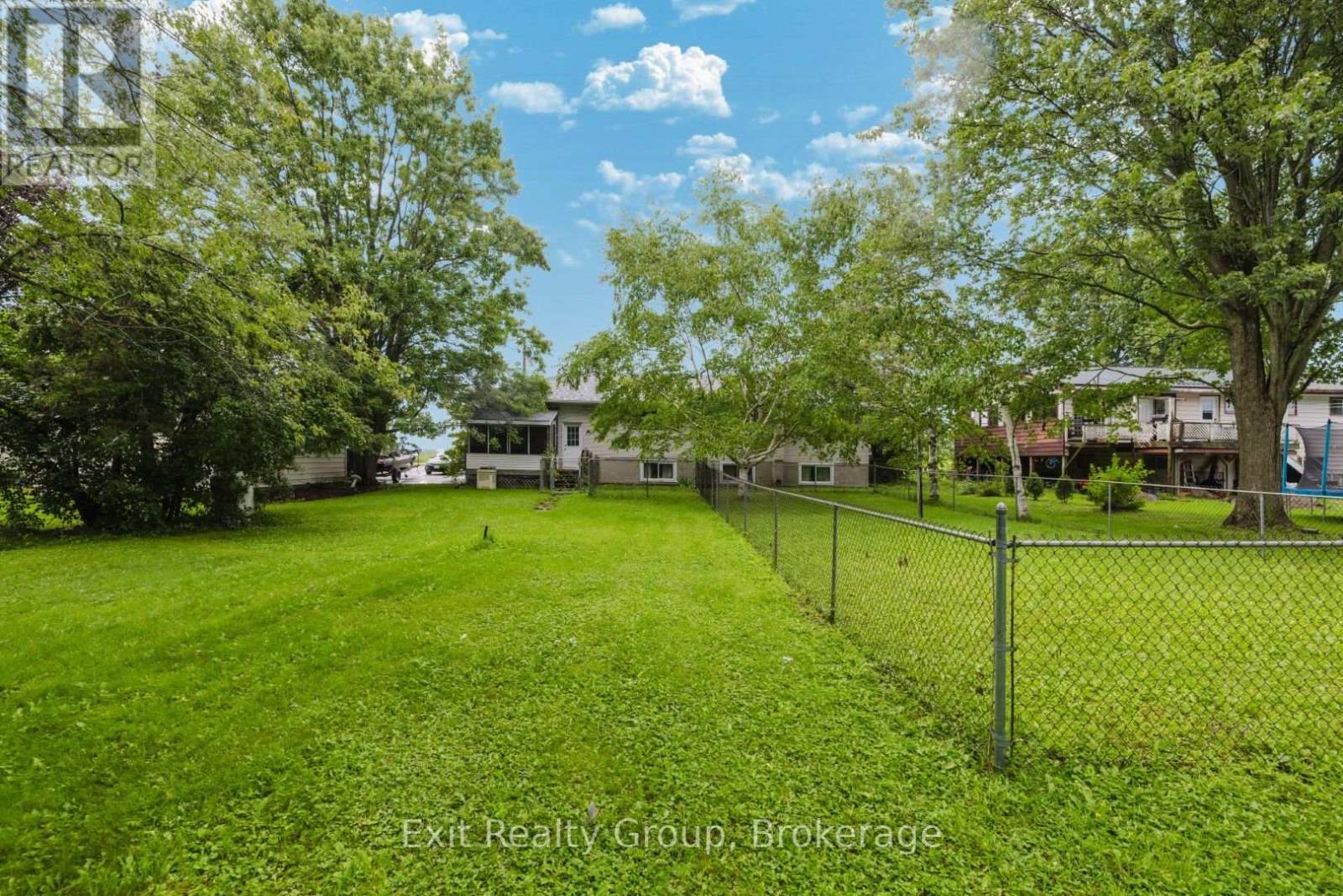 142 SUNNINGDALE DRIVE - 30