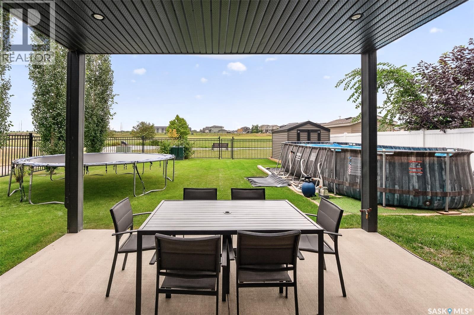 1214 Meier DRIVE - Image 45