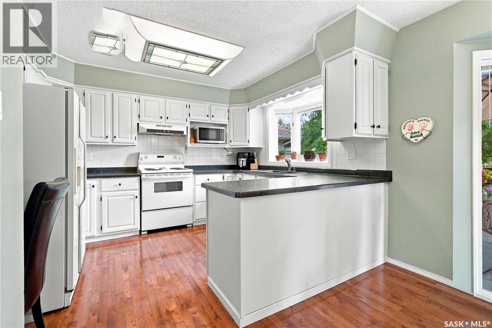 215 Stechishin CRESCENT - 15