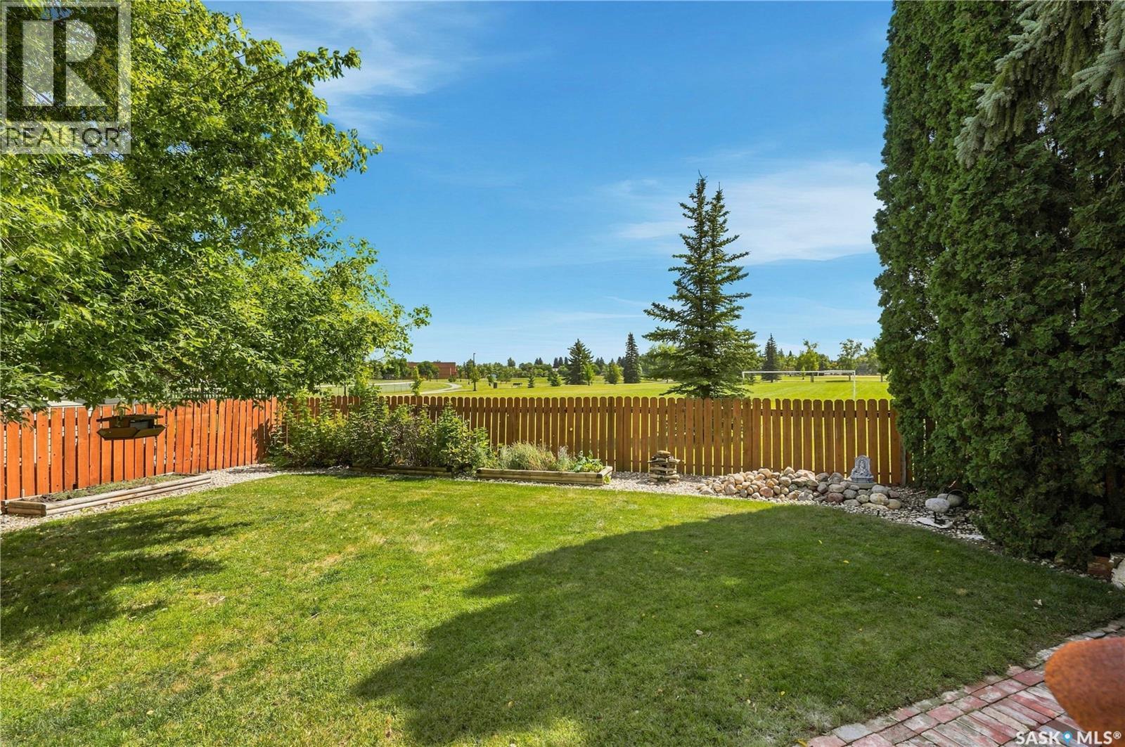 215 Stechishin CRESCENT - 51