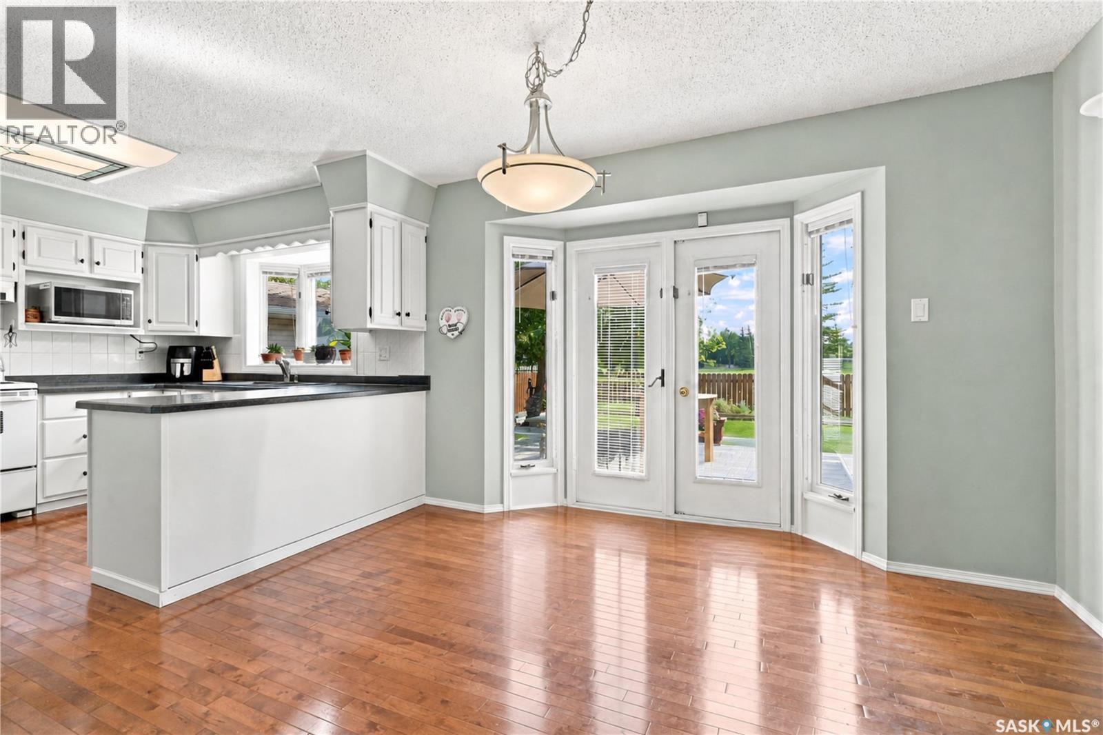 215 Stechishin CRESCENT - 7