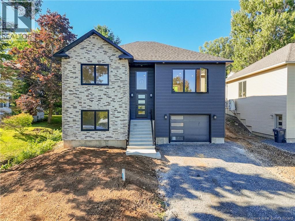 16 Mayflower Street