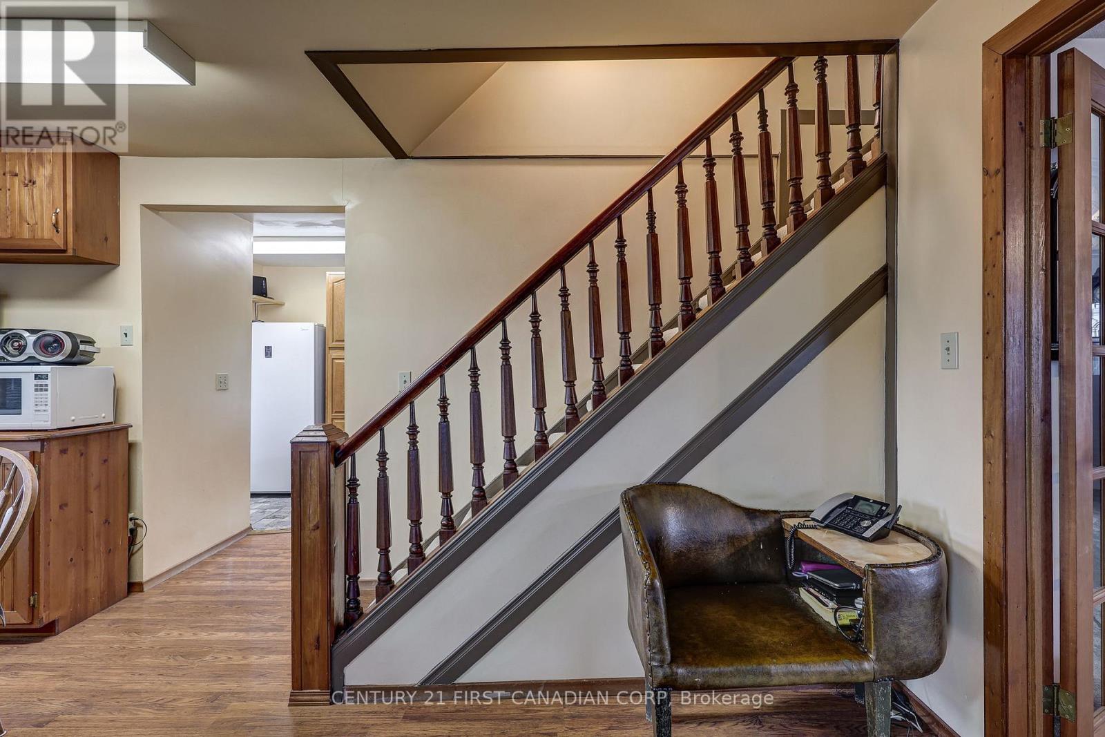 45687 FRUIT RIDGE LINE - 15