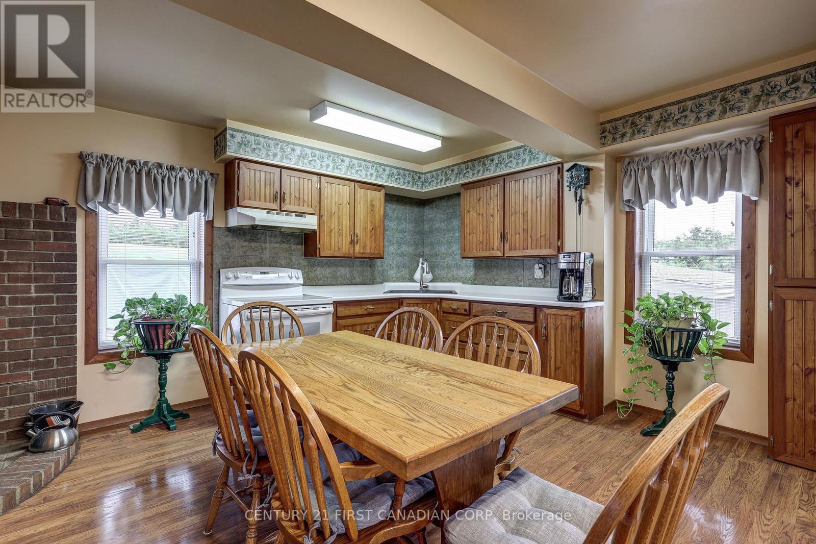 45687 FRUIT RIDGE LINE - 18