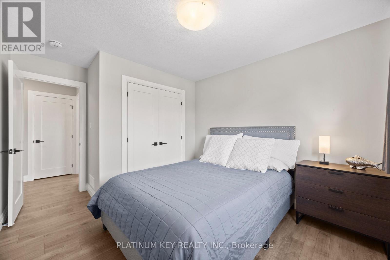 248 SNYDERS AVENUE - Image 25