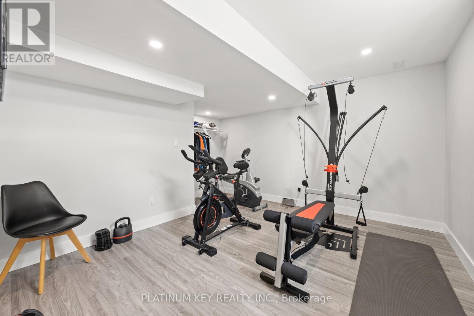 248 SNYDERS AVENUE - 33