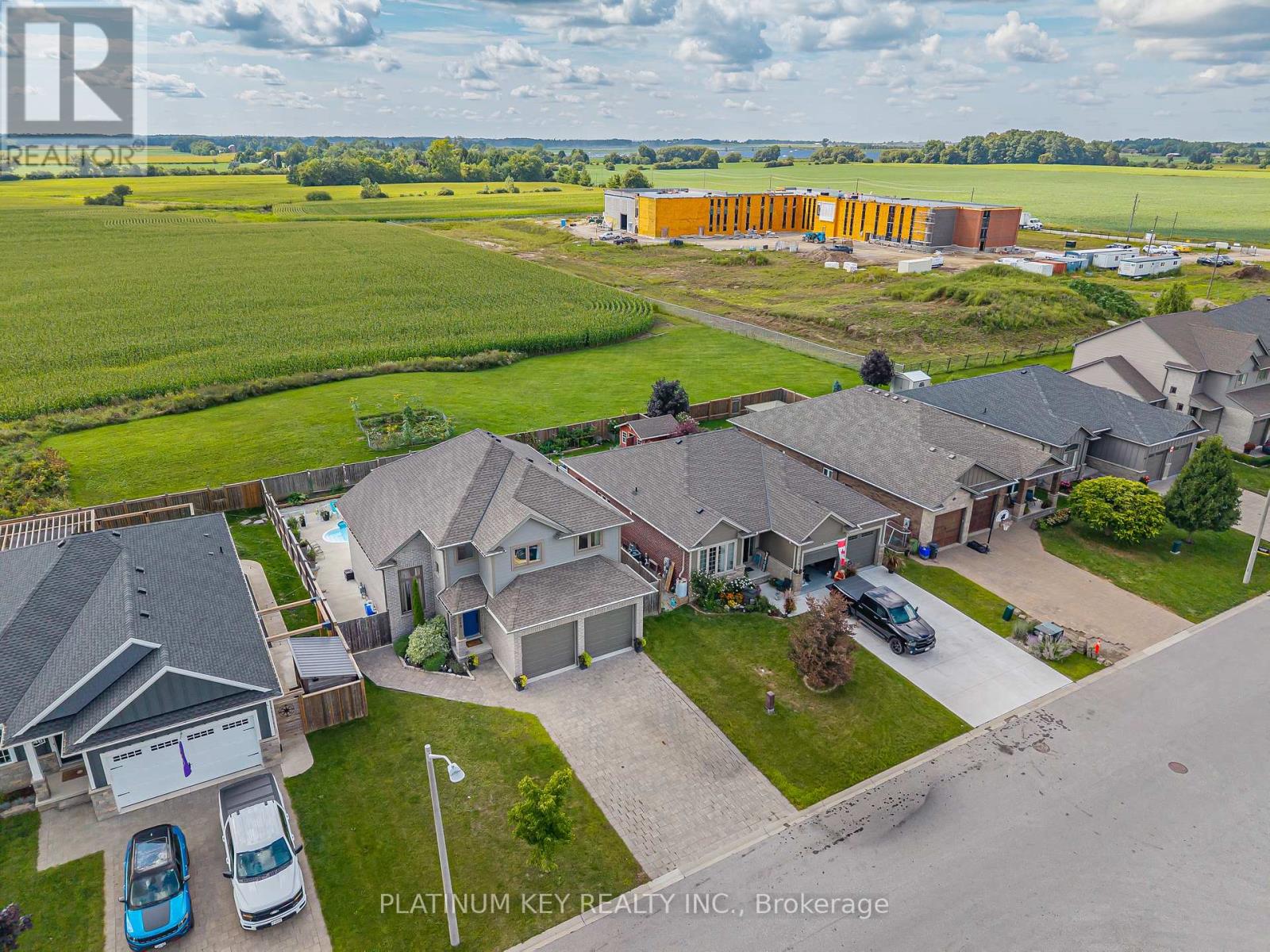 248 SNYDERS AVENUE - 39