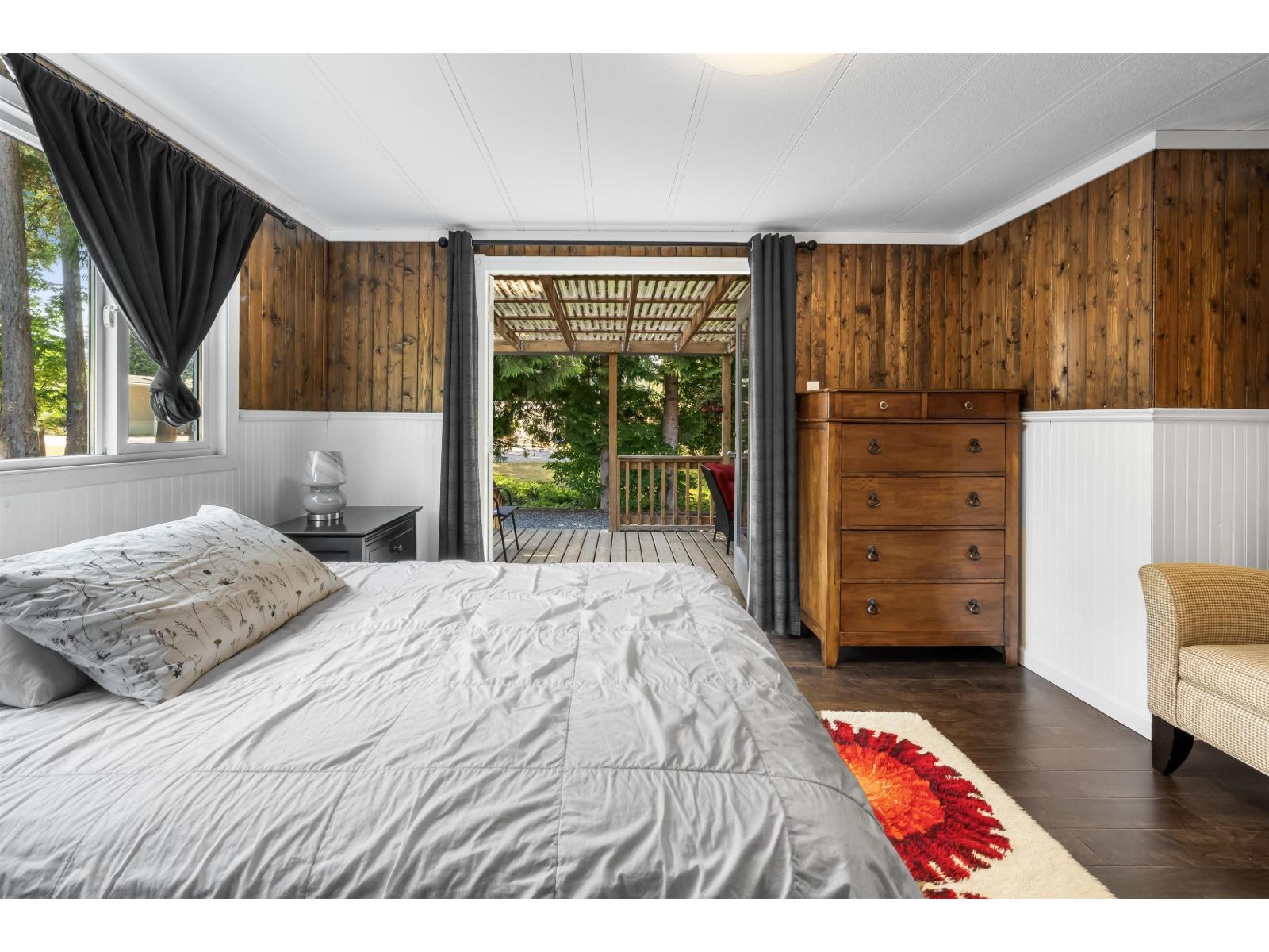 215 20071 24 AVENUE, Langley