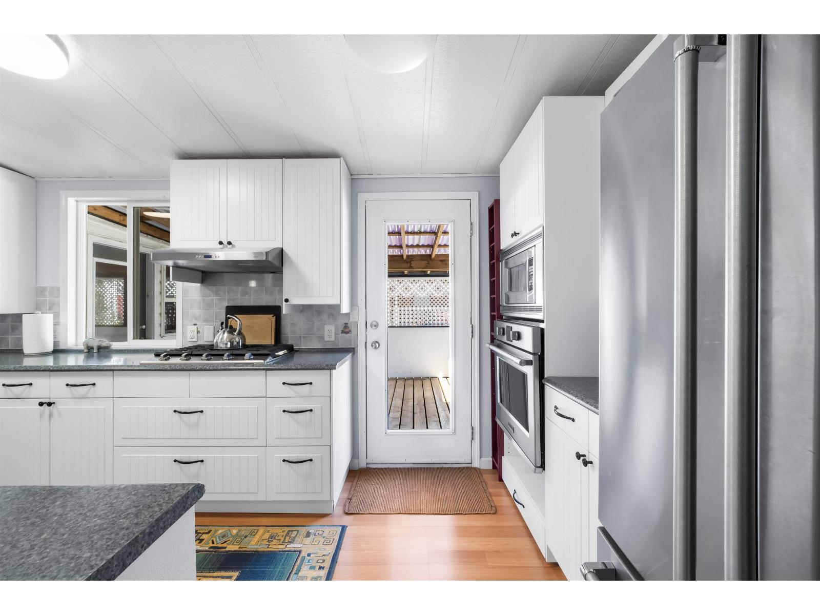 215 20071 24 AVENUE, Langley