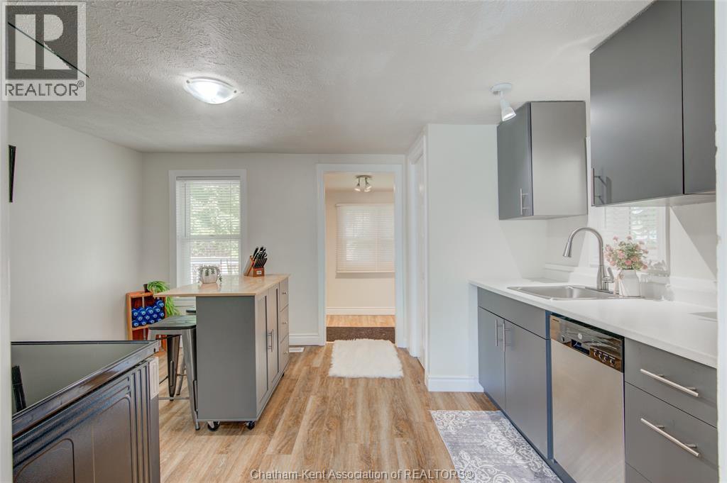 461 Selkirk STREET - 19