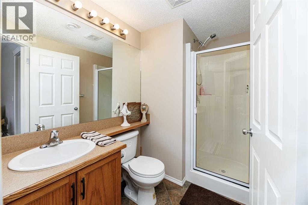 Listing photo – 444 Jenkins Drive, Red Deer