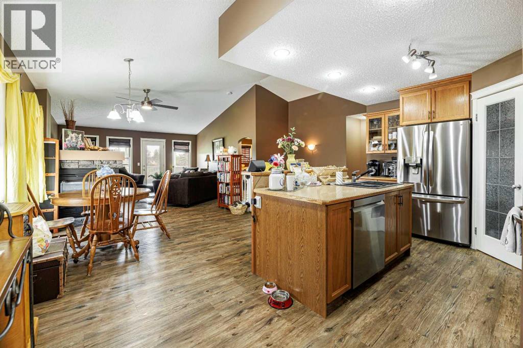 Listing photo – 444 Jenkins Drive, Red Deer