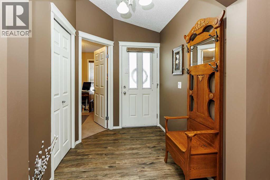 Listing photo – 444 Jenkins Drive, Red Deer