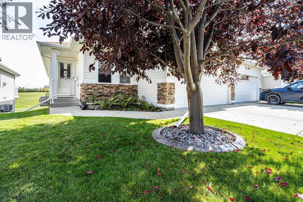Listing photo – 444 Jenkins Drive, Red Deer