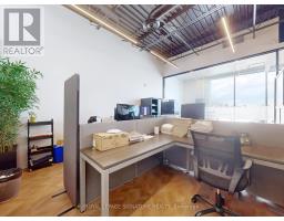 207 - 52 Scarsdale Road, Toronto, ON M3B2R7 Photo 13