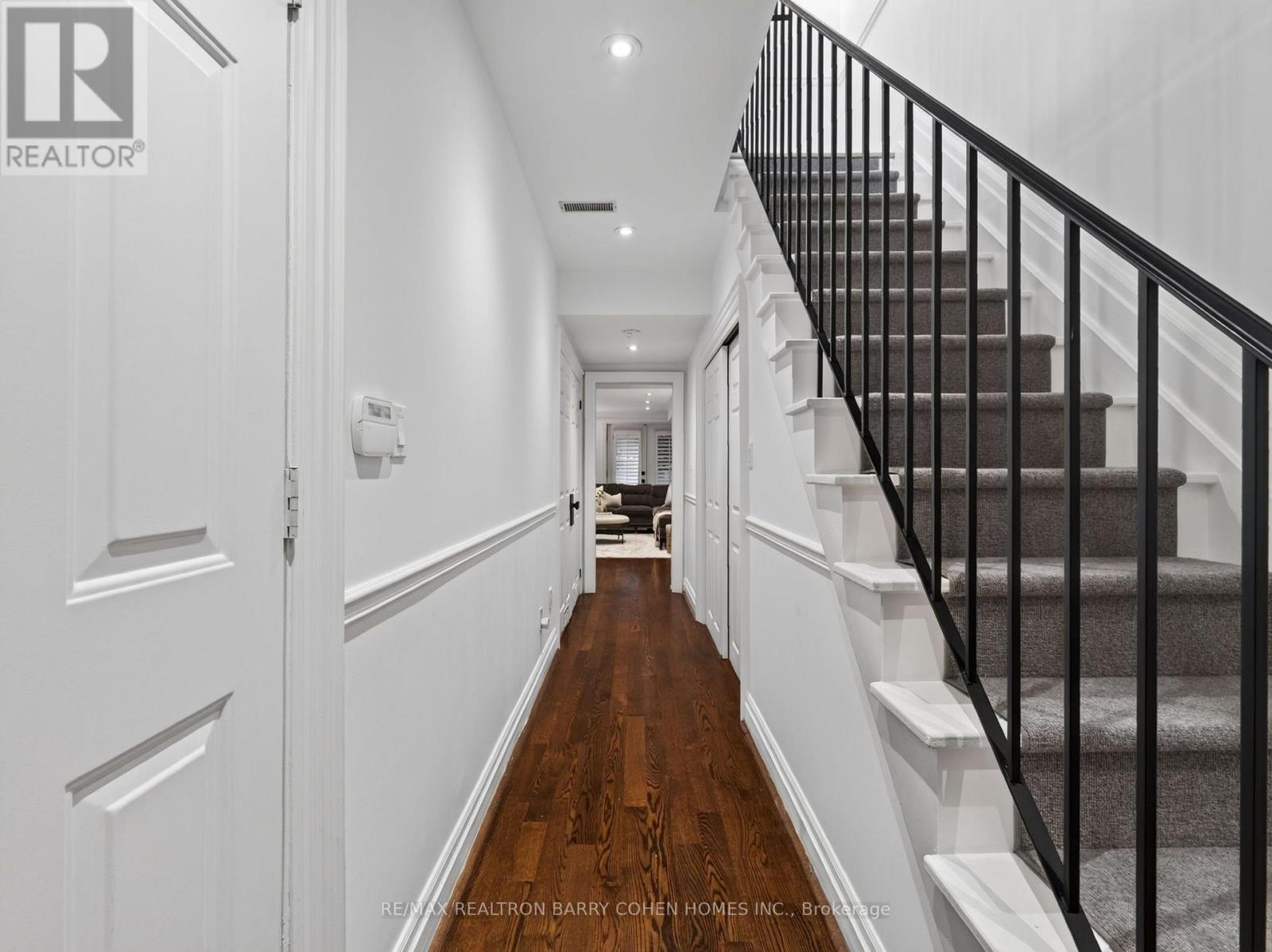 18 JOICEY BOULEVARD - 25
