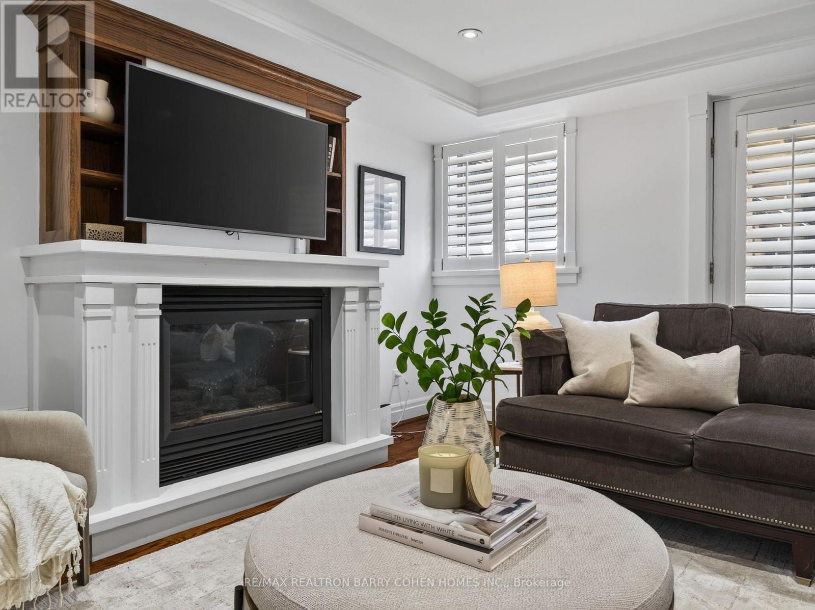 18 JOICEY BOULEVARD - 27