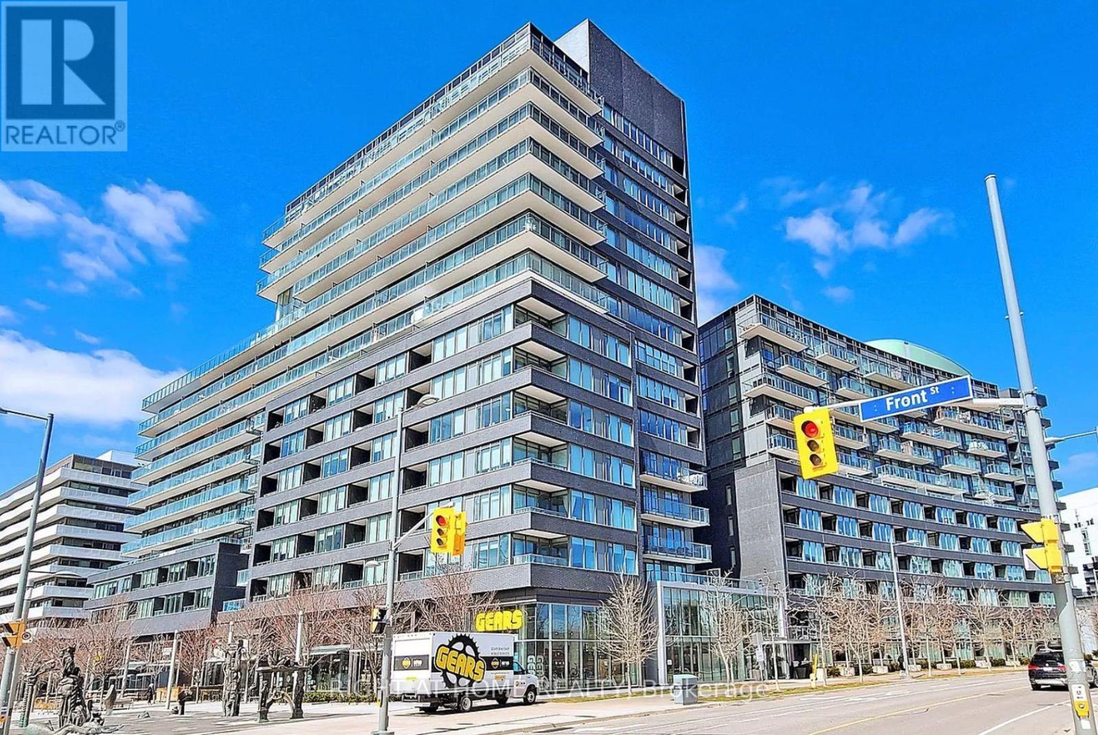 Photo of 120 Bayview Avenue