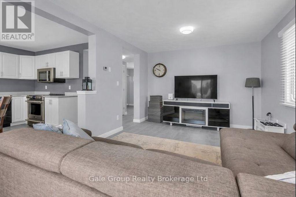 216 THAMES STREET N - Image 13