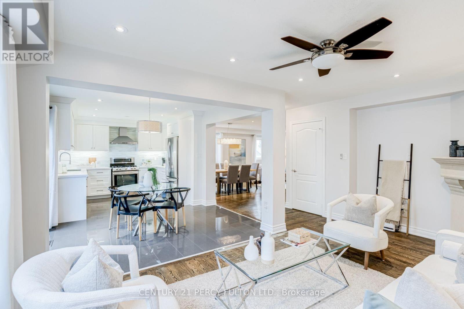 9 URWIN STREET - 12